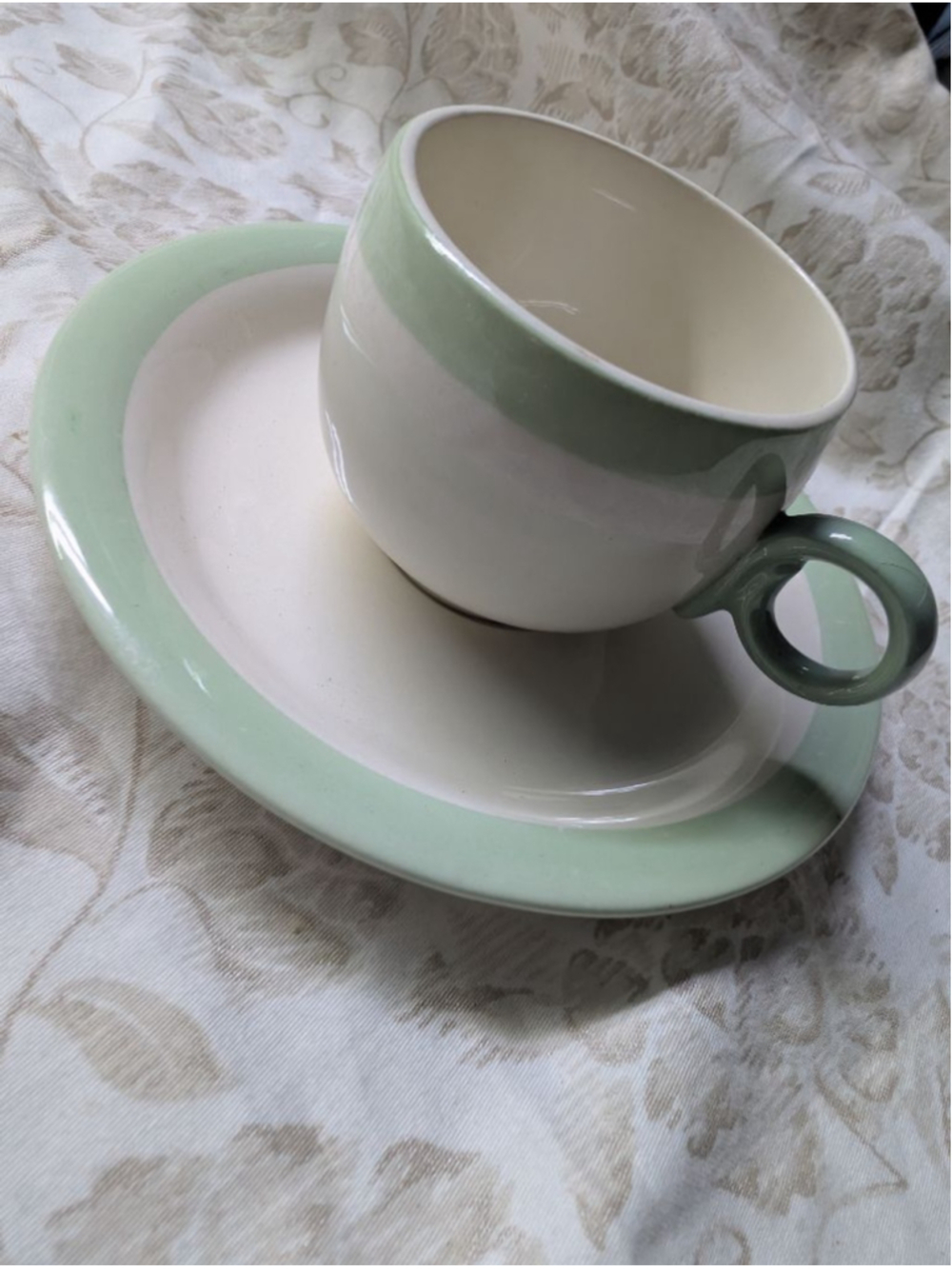 Vintage Homer Laughlin "Eggshell Swing" tea cup and saucer set
